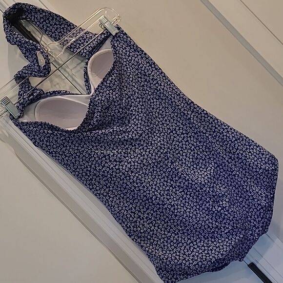 Sz M(8-10) 1 pc swimwear 1 pc, haltertop - Picture 3 of 9